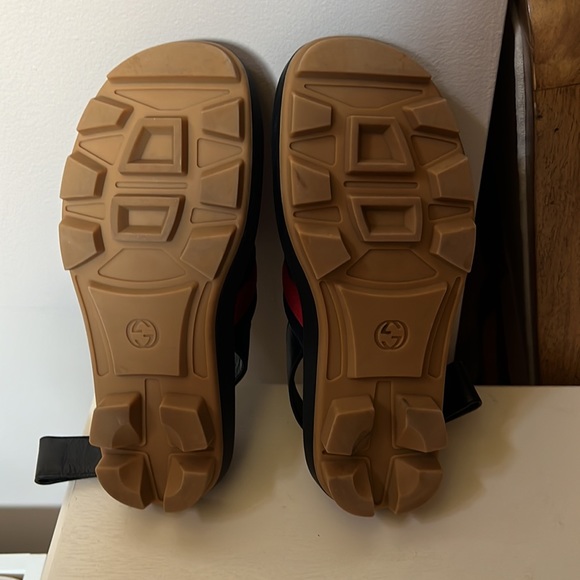 Gucci Webbed Sandals - Picture 7 of 15